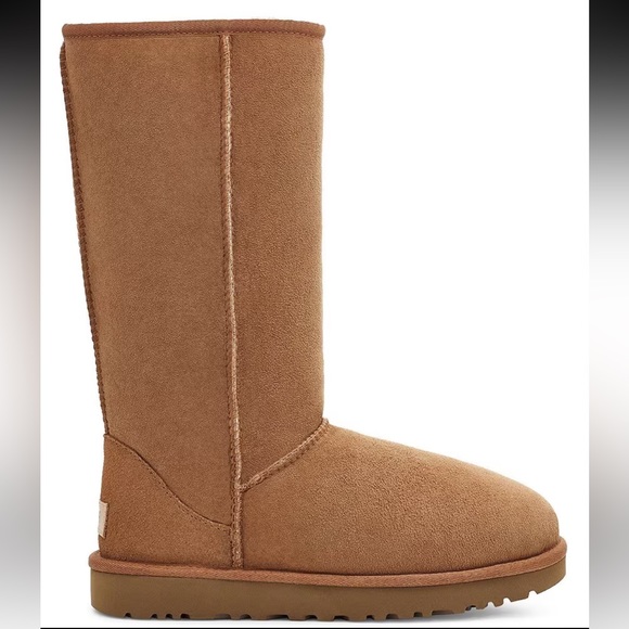UGG Shoes - Women’s Uggs Classic Tall Size 7
